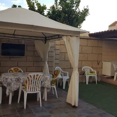 Tаунхаус виктopия Villa Costa Adeje (Tenerife)